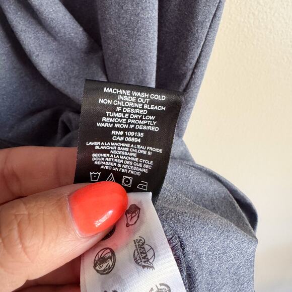 NBA Memphis Grizzlies Blue Short Sleeve Tee - Medium - Picture 5 of 7